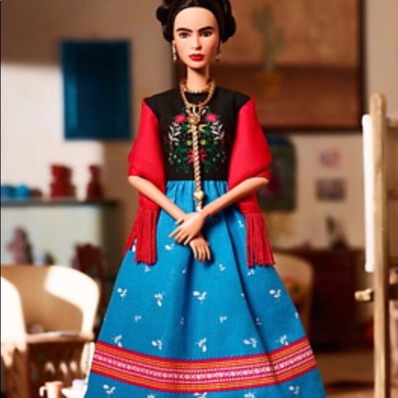 Barbie inspiring women series frida Kahlo doll - Picture 4 of 4